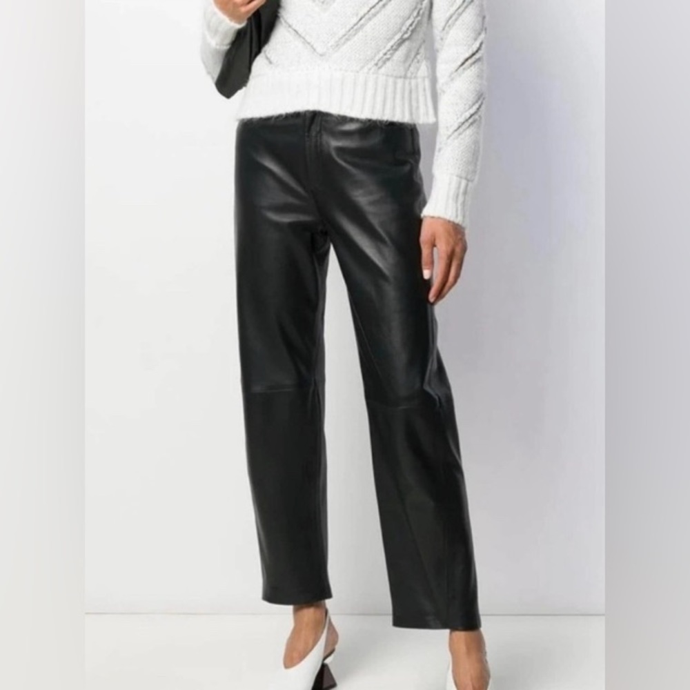 DANA BUCHMAN 100% Lamb’s Skin Straight Cut Pants. Fully Lined. Size 4P Petite.